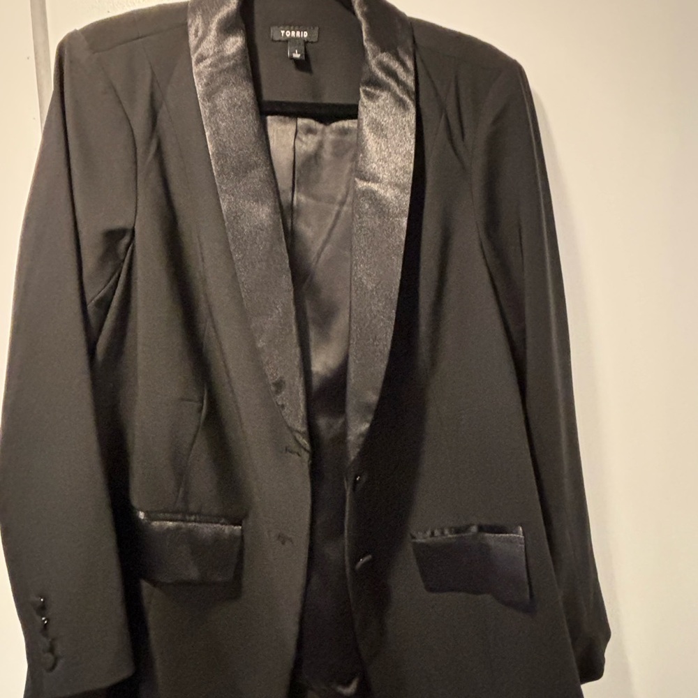 Torrid Black Tuxedo blazer with Satin Lapels